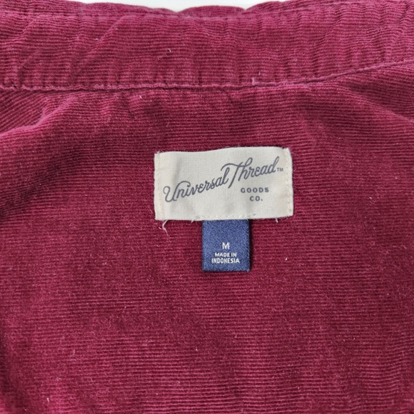 Universal Thread Womens Burgendy Corduroy Pearl Snap Button Up MEDIUM Collared - Picture 7 of 9
